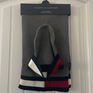 Tommy Hilfiger Hat and Scarf Combo